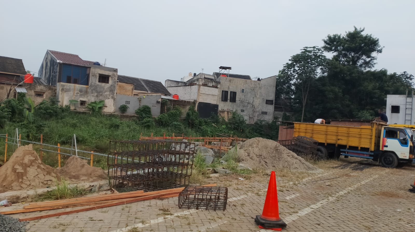 WhatsApp Image 2024-10-14 at 06.32.29 (1) WhatsApp Image 2024-10-14 at 06.32.29 (1)