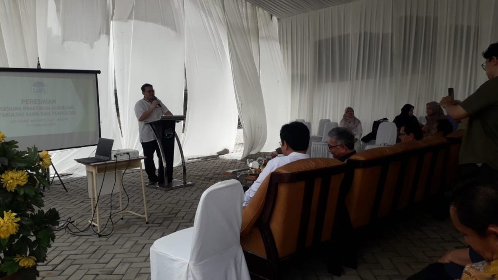 Pembukaan oleh Dekan FST UIN Jakarta